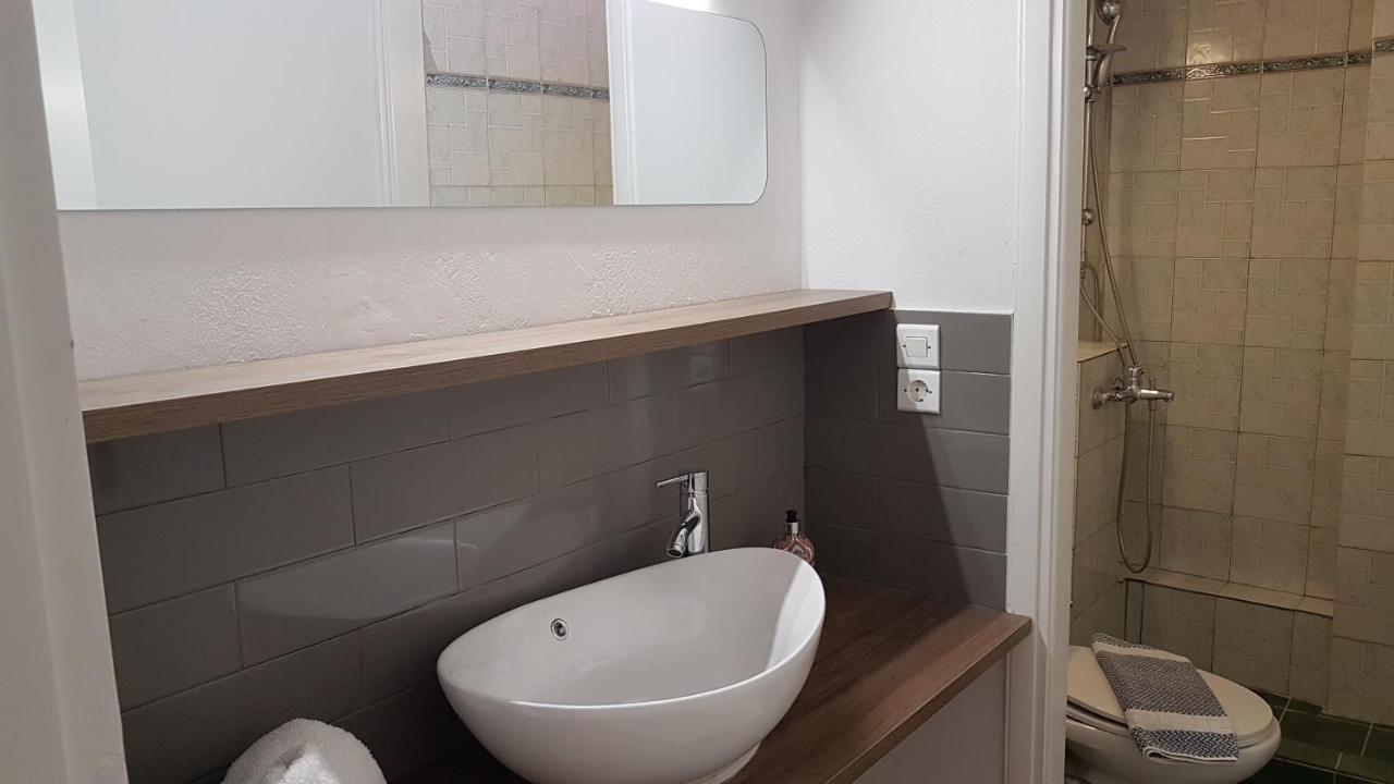 Palette Apartment Bamboo - Athens Center, 6 Bd, 3 Bath Bagian luar foto